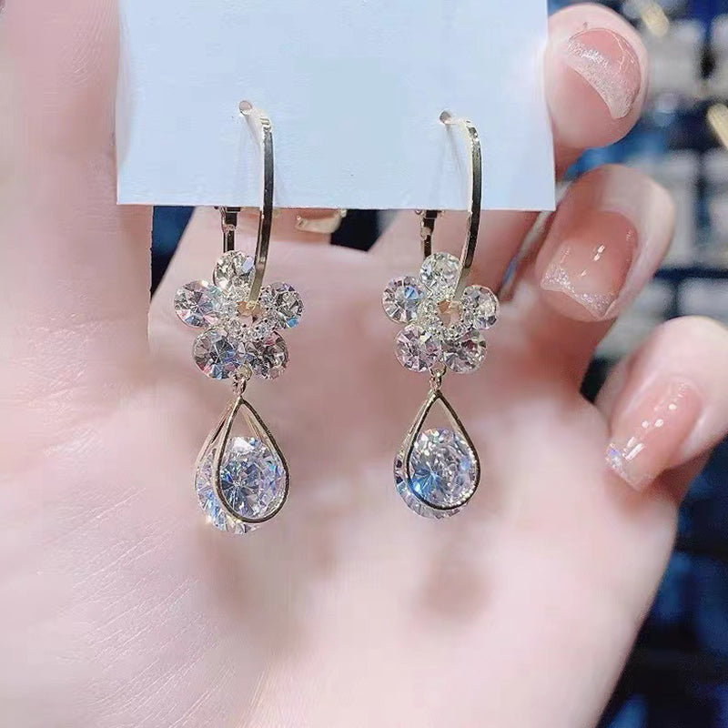 Boucles D'oreilles En Cristal De Fleur De Mode