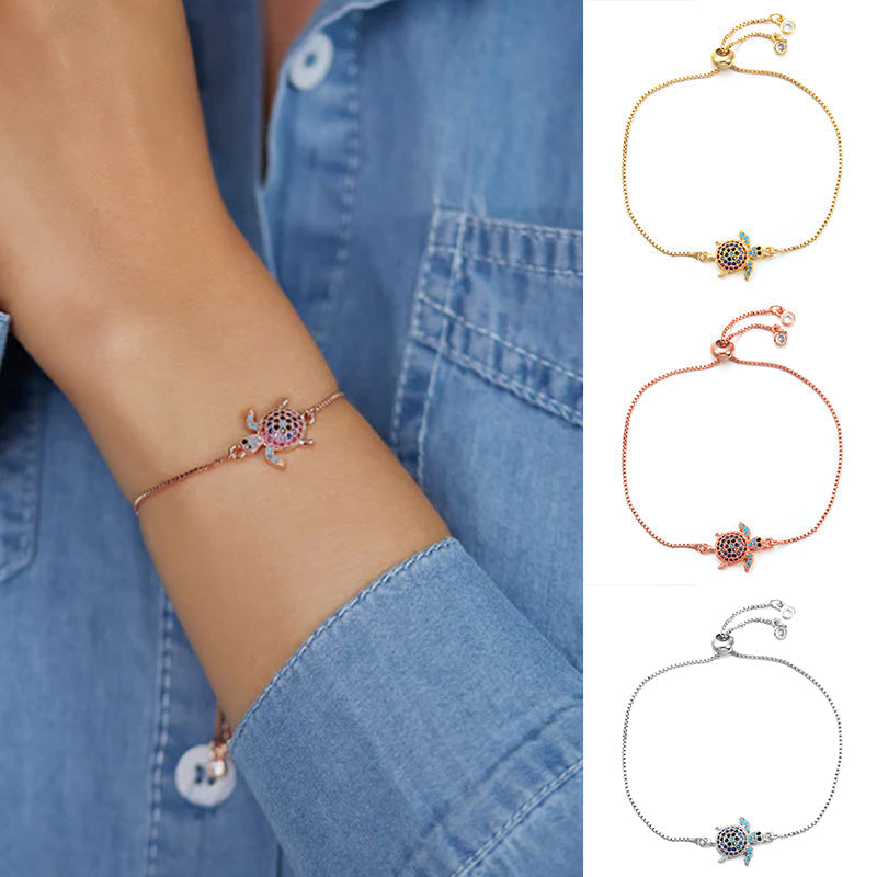 Bracelet mignon petite tortue incrusté de zircons